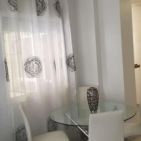 Moderne Finlandia Mit Kleinem Balkon By Interhome